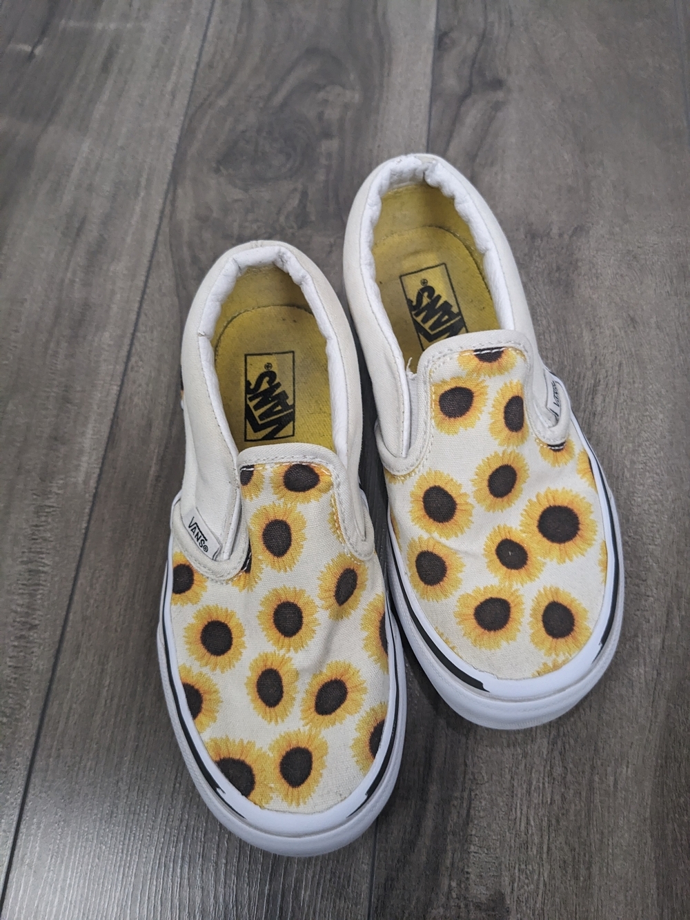 Vans Kids Slip-On Canvas Sneakers with Sunflower Print White & Yellow Size 13.5